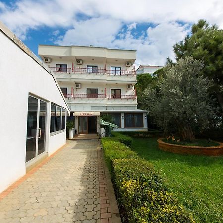 Expert Hotel Golem  Dış mekan fotoğraf