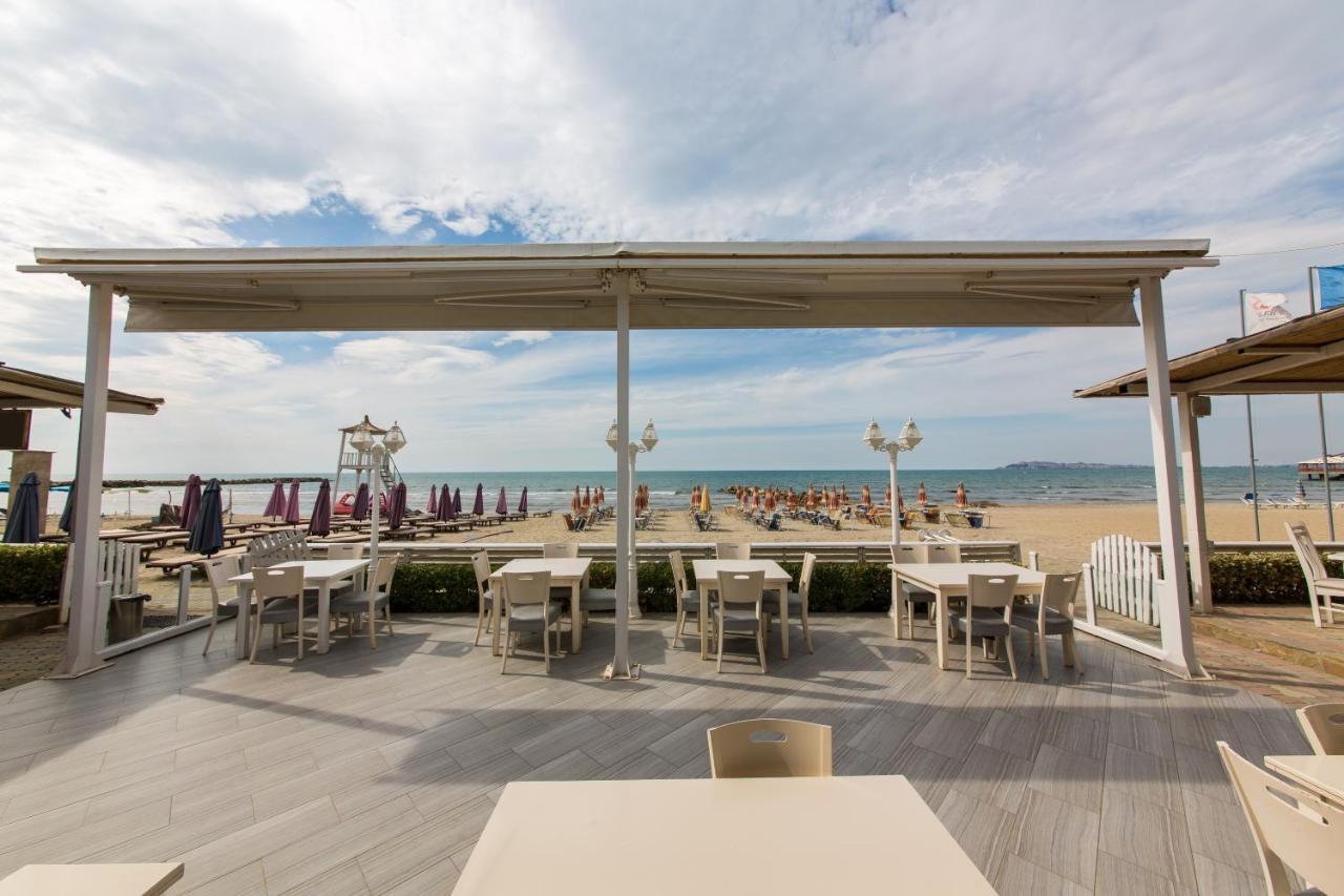 Expert Hotel Golem  Dış mekan fotoğraf