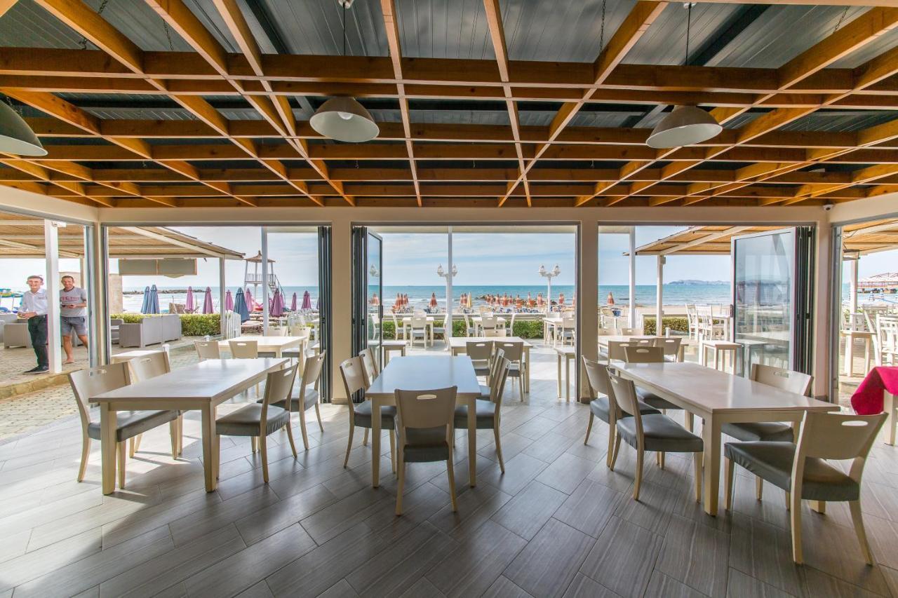 Expert Hotel Golem  Dış mekan fotoğraf